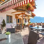 Гостьовий будинок Hotel-pension Lackenbauer