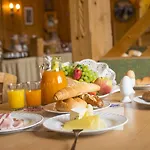 Гостьовий будинок Hotel-pension Lackenbauer 4*