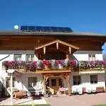 Hotel-pension Lackenbauer Гостьовий будинок