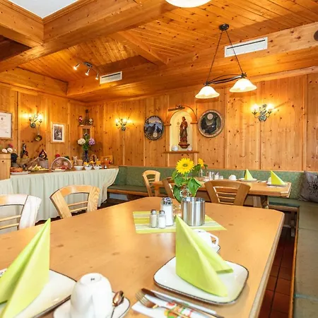 Hotel-pension Lackenbauer Bad Hofgastein