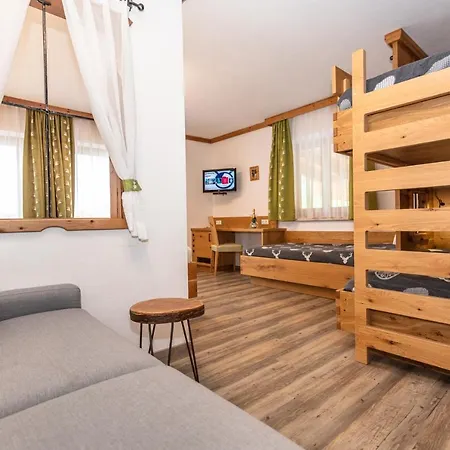 Hotel-pension Lackenbauer 3*