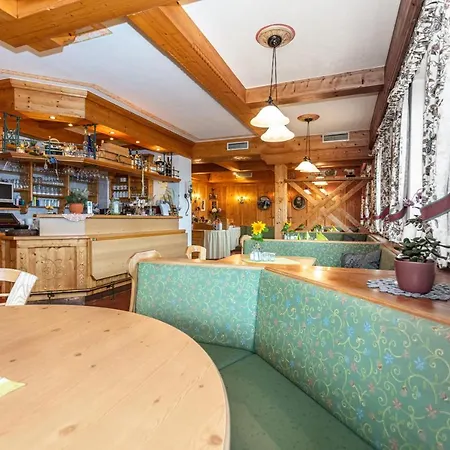 Hotel-Pension Lackenbauer