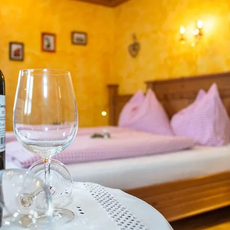 Guest house Hotel-Pension Lackenbauer 3*