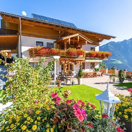 Apartment Haus Lackenbauer