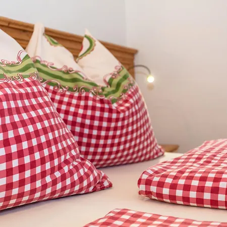 Hotel-pension Lackenbauer 3*