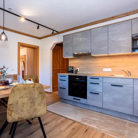 Apartment Ferienwohnungen Lackenbauer