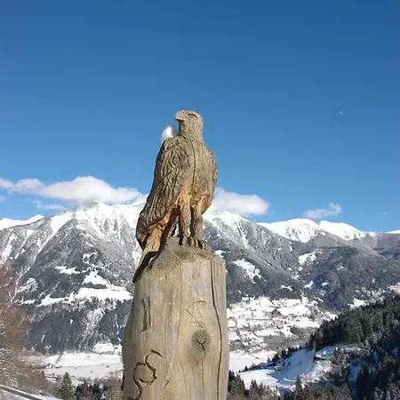 Hotel-Pension Lackenbauer 4*