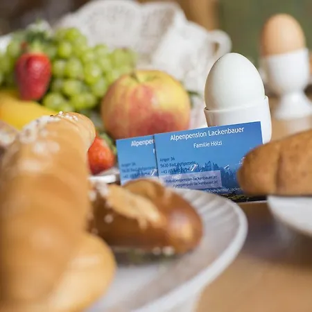 Hotel-Pension Lackenbauer