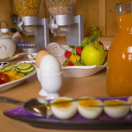 Guest house Hotel-Pension Lackenbauer 4*