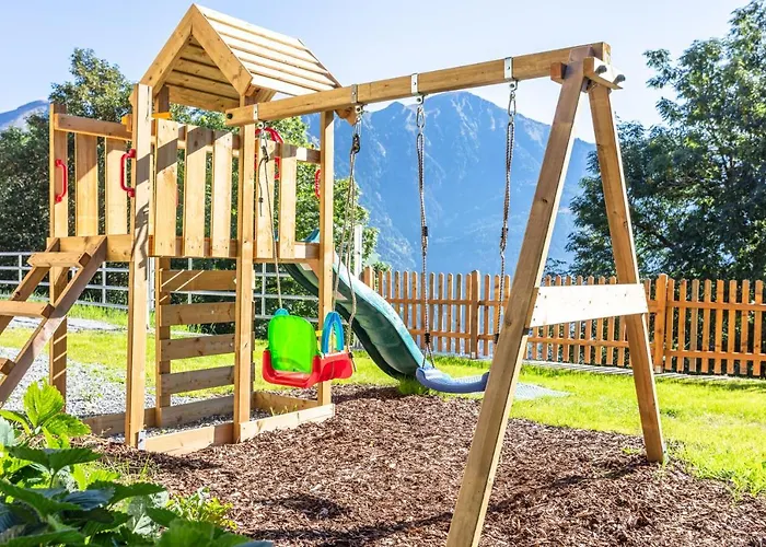 Hotel-pension Lackenbauer 4*