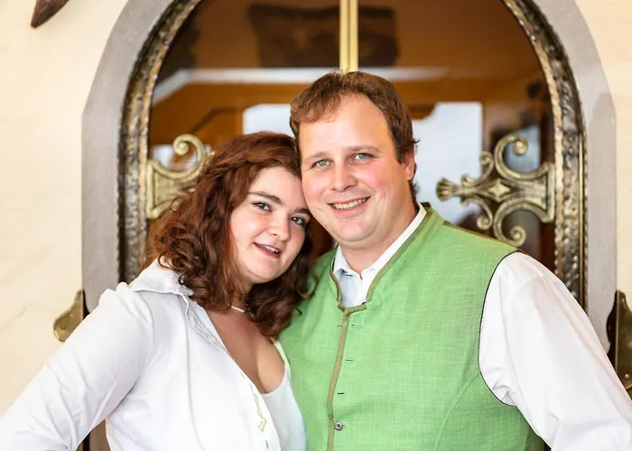 Hotel-pension Lackenbauer 巴特霍夫加施泰因